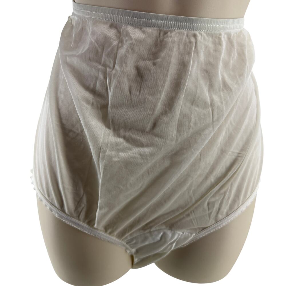 Vanity Fair 15-012 Sheer Silky Nylon Mushroom Gusset Full Cut Pantie Size 7